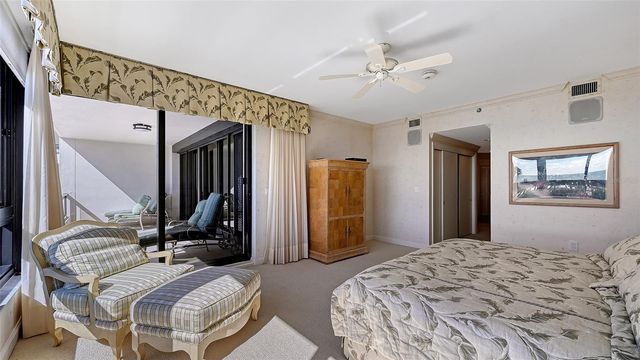 545 SANCTUARY DRIVE B305, Longboat Key, FL 34228