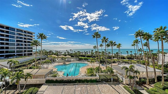545 SANCTUARY DRIVE B305, Longboat Key, FL 34228