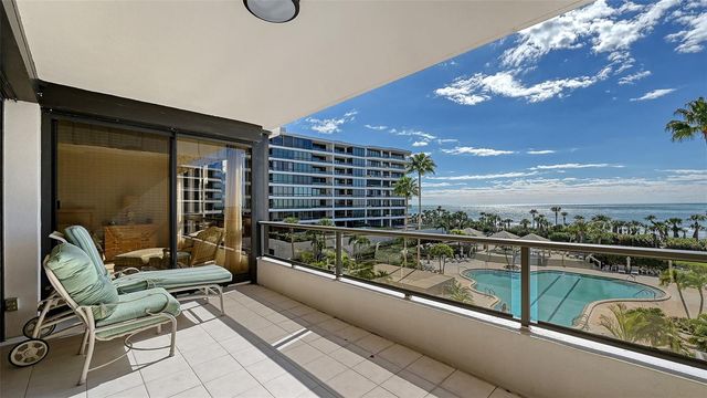 545 SANCTUARY DRIVE B305, Longboat Key, FL 34228