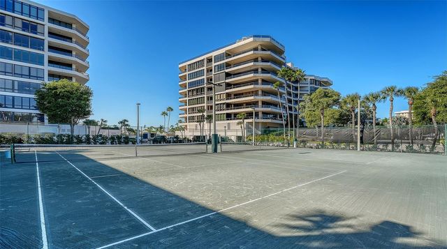 545 SANCTUARY DRIVE B305, Longboat Key, FL 34228