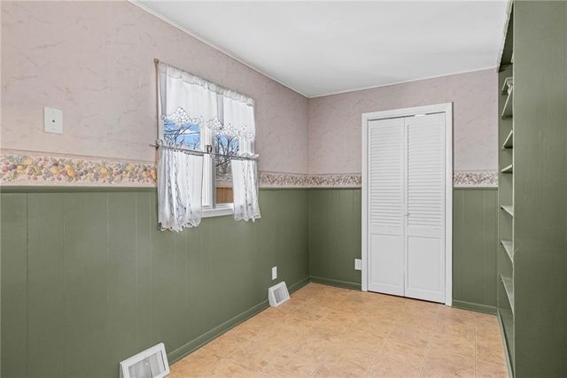 1205 Mound Drive, Atchison, KS 66002