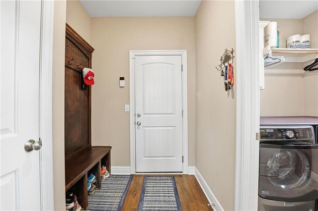 909 SE Forest Ridge Court, Blue Springs, MO 64014