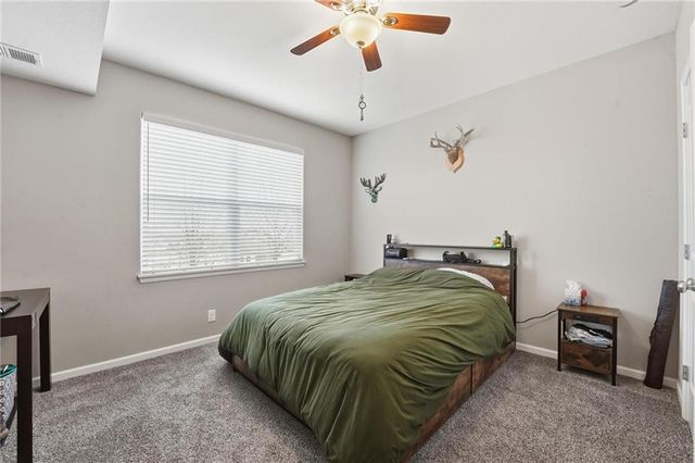 909 SE Forest Ridge Court, Blue Springs, MO 64014