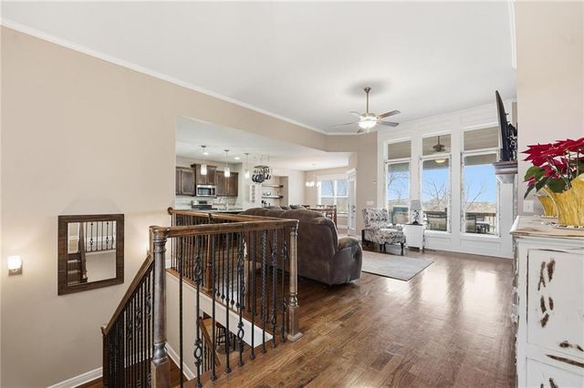 909 SE Forest Ridge Court, Blue Springs, MO 64014