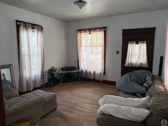 115 SW Fillmore ST, Topeka, KS 66606
