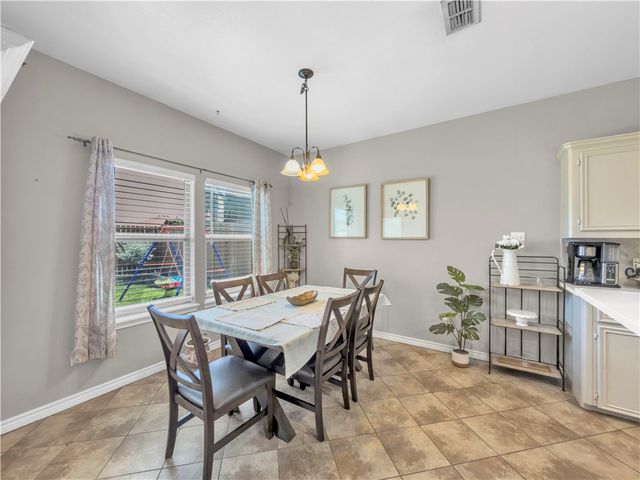 3142 Boar Thicket Dr, Corpus Christi, TX 78414