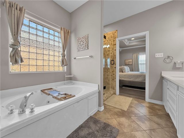 3142 Boar Thicket Dr, Corpus Christi, TX 78414