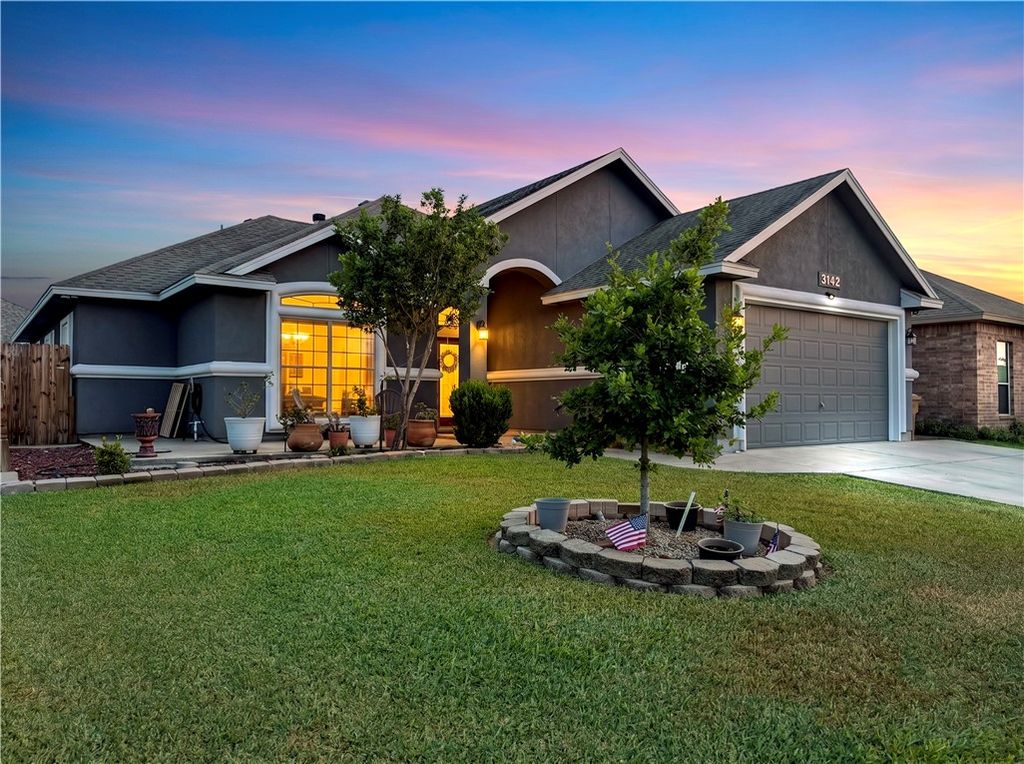 3142 Boar Thicket Dr, Corpus Christi, TX 78414 — exterior