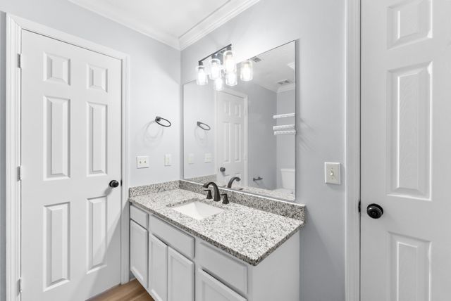 902 Tom Hailey Blvd, La Vergne, TN 37086