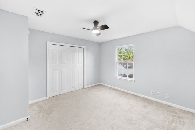 902 Tom Hailey Blvd, La Vergne, TN 37086