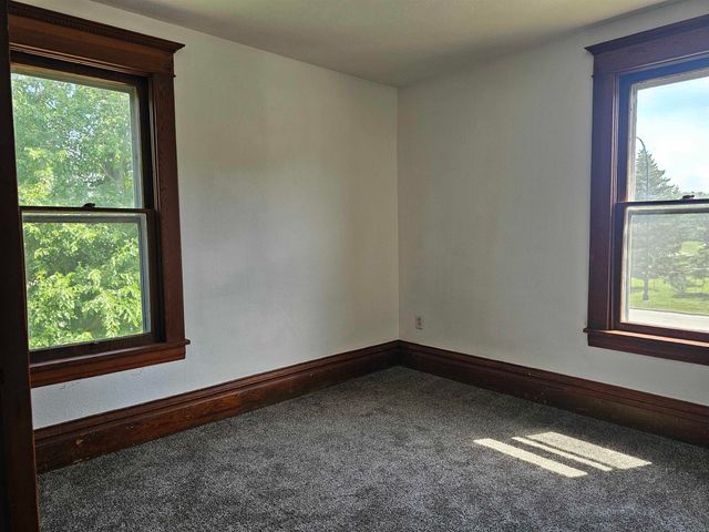 215 Dane Street, Waterloo, IA 50703