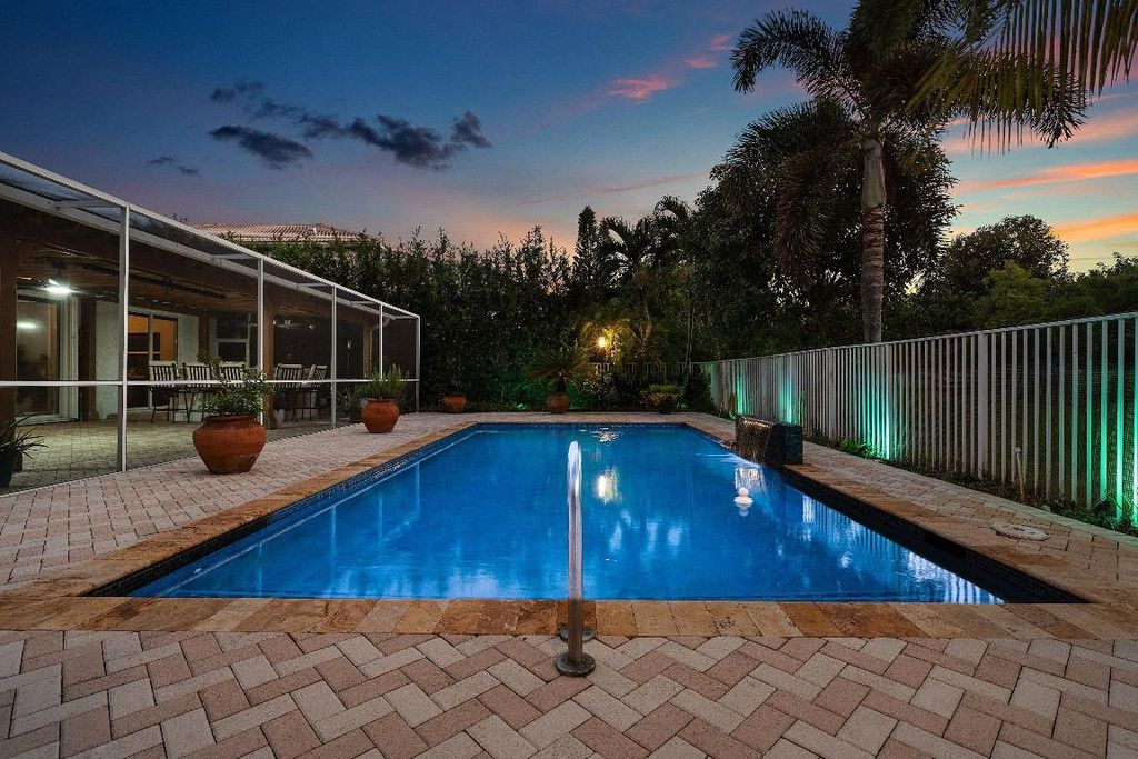 Image 11 of property listing at 11301 Sea Grass Circle, Boca Raton, FL 33498