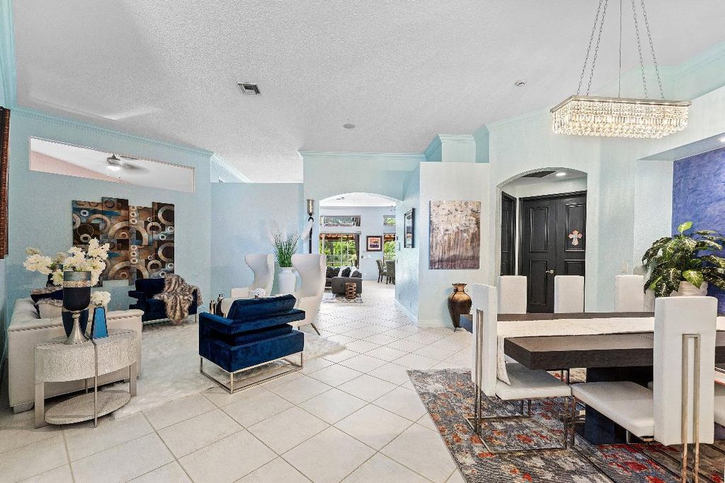 Image 18 of property listing at 11301 Sea Grass Circle, Boca Raton, FL 33498