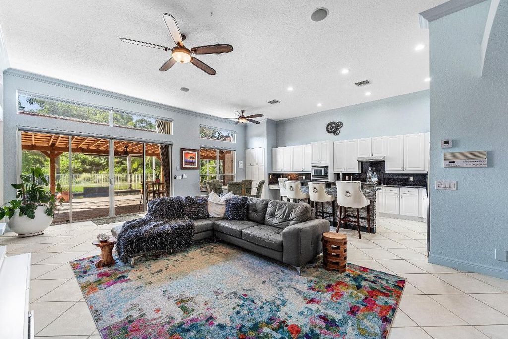 Image 32 of property listing at 11301 Sea Grass Circle, Boca Raton, FL 33498