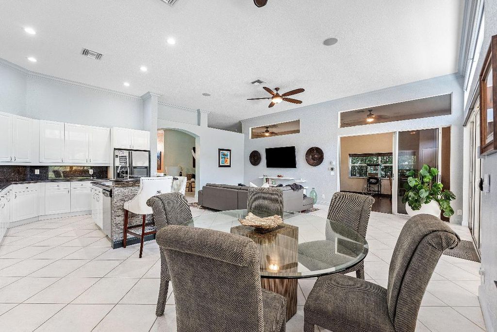 Image 36 of property listing at 11301 Sea Grass Circle, Boca Raton, FL 33498