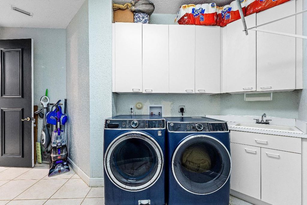 Image 57 of property listing at 11301 Sea Grass Circle, Boca Raton, FL 33498