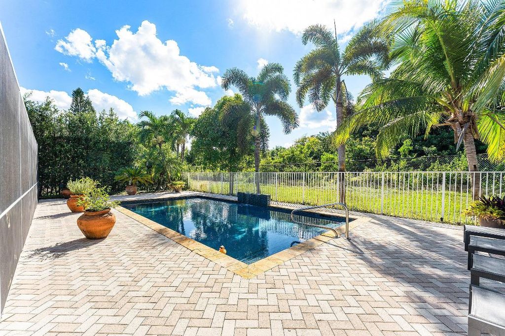 Image 68 of property listing at 11301 Sea Grass Circle, Boca Raton, FL 33498