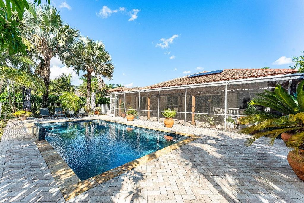 Image 70 of property listing at 11301 Sea Grass Circle, Boca Raton, FL 33498