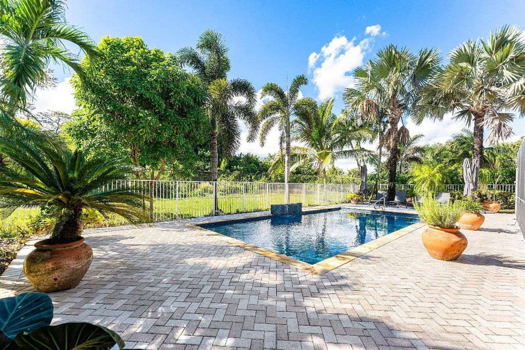 Image 71 of property listing at 11301 Sea Grass Circle, Boca Raton, FL 33498