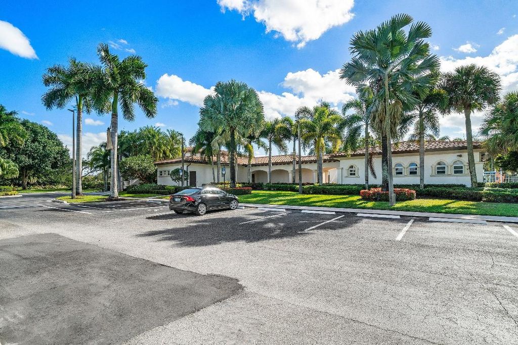 Image 73 of property listing at 11301 Sea Grass Circle, Boca Raton, FL 33498