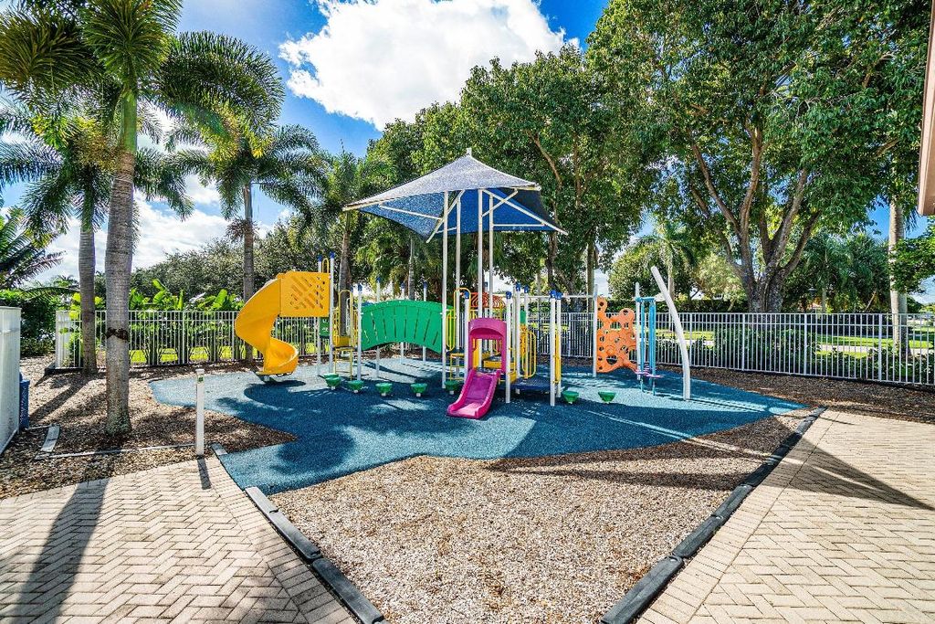 Image 74 of property listing at 11301 Sea Grass Circle, Boca Raton, FL 33498