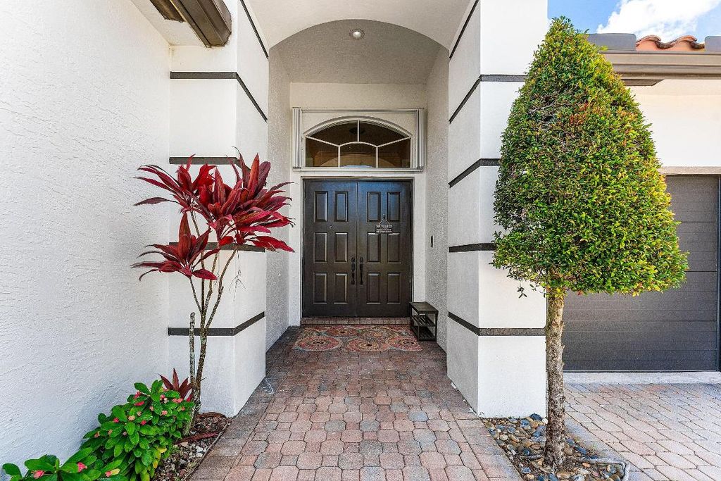 Image 89 of property listing at 11301 Sea Grass Circle, Boca Raton, FL 33498