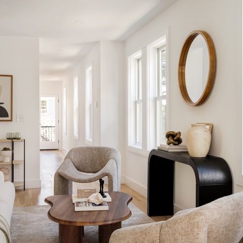 9 Olive Ave 1, Somerville, MA 02143