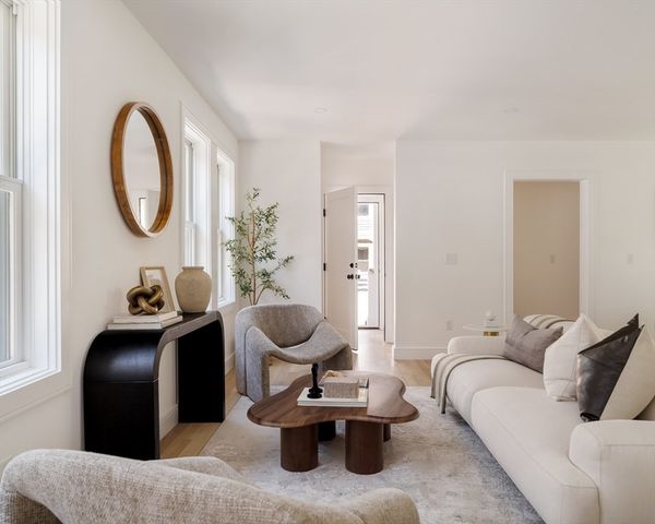 9 Olive Ave 1, Somerville, MA 02143