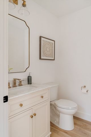 9 Olive Ave 1, Somerville, MA 02143