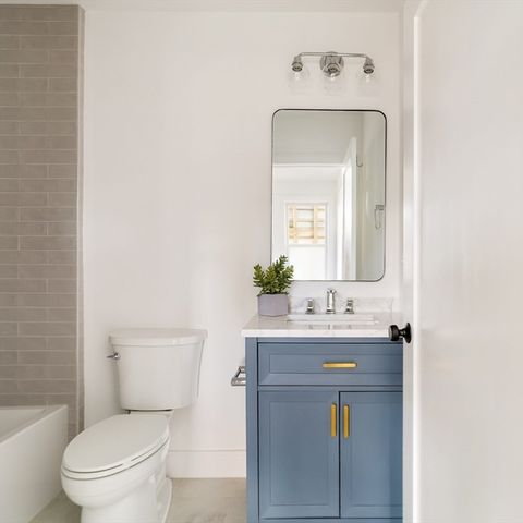 9 Olive Ave 1, Somerville, MA 02143