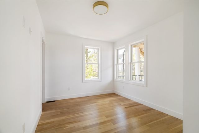 9 Olive Ave 1, Somerville, MA 02143