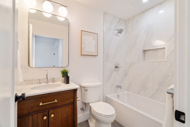 9 Olive Ave 1, Somerville, MA 02143