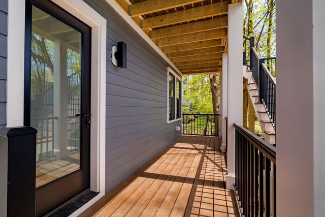 9 Olive Ave 1, Somerville, MA 02143