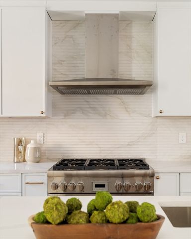 9 Olive Ave 1, Somerville, MA 02143