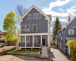 9 Olive Ave 1, Somerville, MA 02143