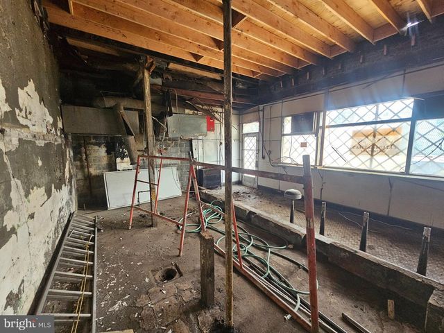 511 N OLDEN AVE, Trenton, NJ 08638