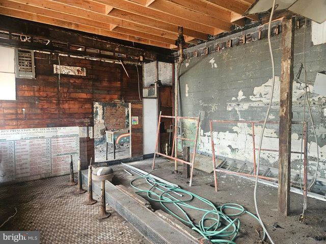 511 N OLDEN AVE, Trenton, NJ 08638