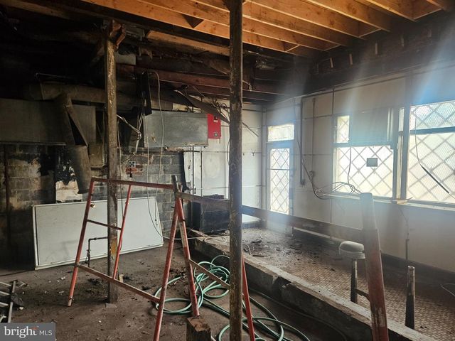 511 N OLDEN AVE, Trenton, NJ 08638