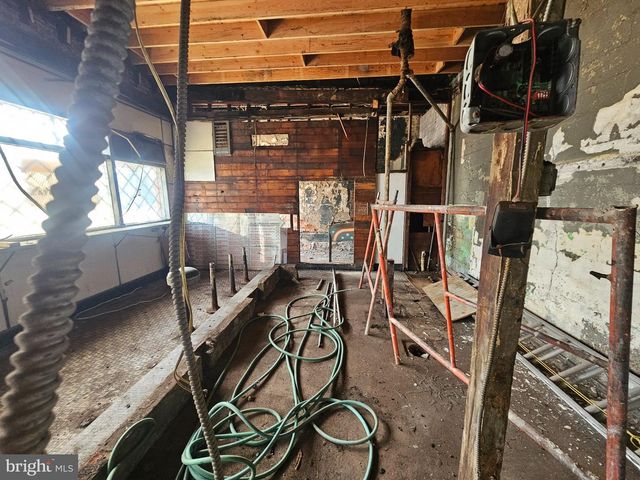 511 N OLDEN AVE, Trenton, NJ 08638