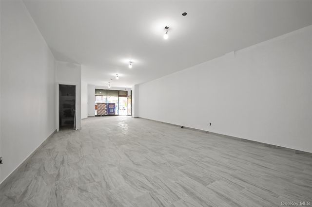 880 Glenmore Avenue Storefront, Brooklyn, NY 11208
