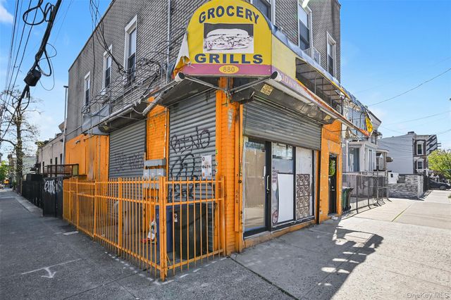 880 Glenmore Avenue Storefront, Brooklyn, NY 11208