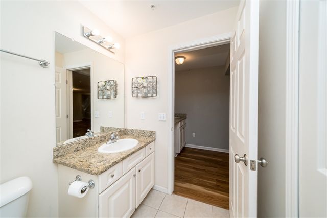 273 Scio Village Court 125, Ann Arbor, MI 48103