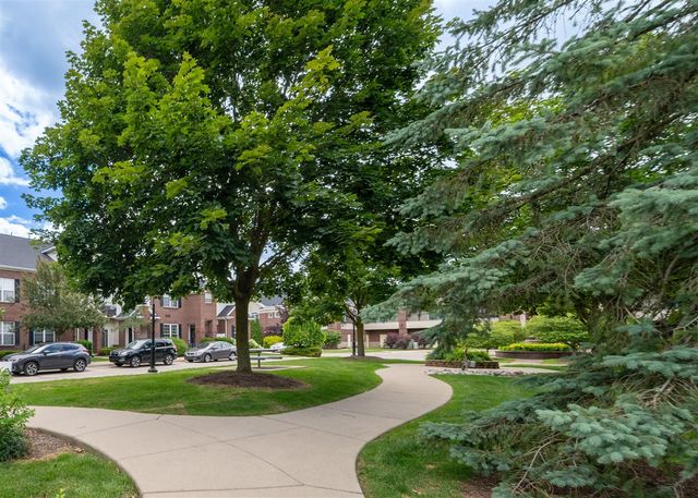273 Scio Village Court 125, Ann Arbor, MI 48103
