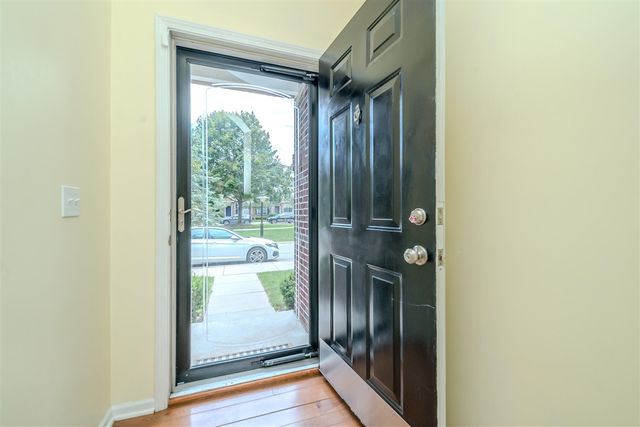 273 Scio Village Court 125, Ann Arbor, MI 48103