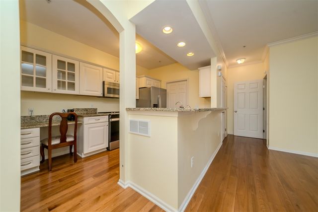 273 Scio Village Court 125, Ann Arbor, MI 48103