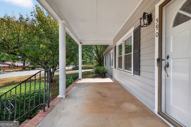 590 Benson Street, Hartwell, GA 30643