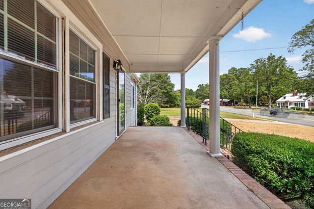 590 Benson Street, Hartwell, GA 30643