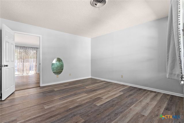1205 S 7th Street, Copperas Cove, TX 76522