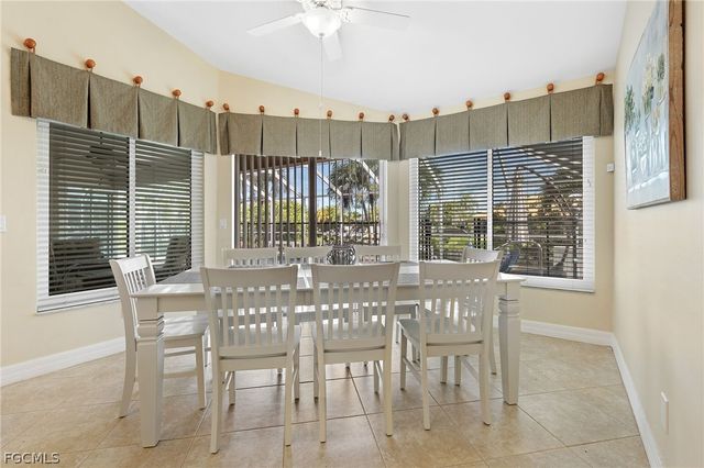 2013 SW 31st TER, Cape Coral, FL 33914