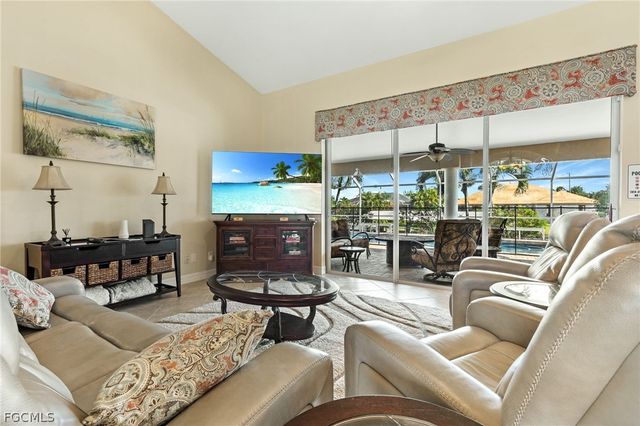 2013 SW 31st TER, Cape Coral, FL 33914